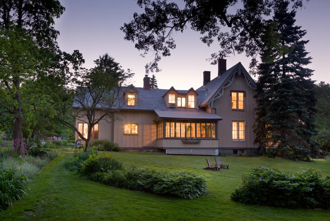 Gothic Eves Inn And Spa Bed And Breakfast Trumansburg Exteriér fotografie